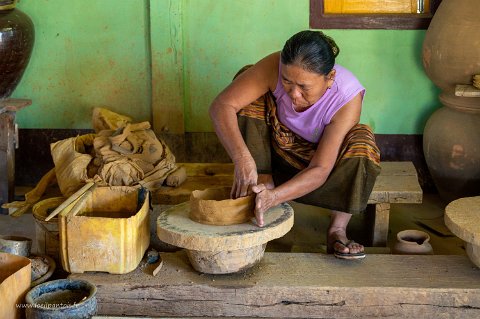 20191124__00124-40 Atelier de poterie sur le lac Sagar au village de Kyauk Daing